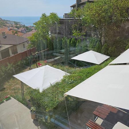 Guest Rooms Soleo Balchik Exterior photo